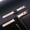Каишка за Apple Watch 1/2/3/3/4/4/5/5/5/6/6/7/8/7/8/9/10/SE/SE/SE 2/Ultra/Ultra 2 ( 42/44/45/46/49 мм) - Каишка за часовник (W031) - Светло розово