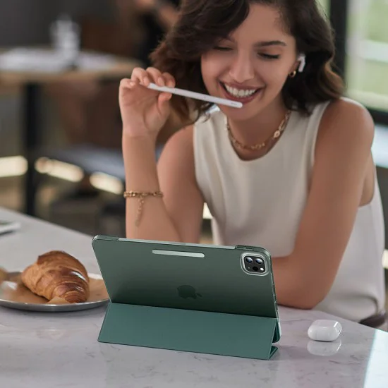 Калъф за iPad Pro 13 (2024) - ESR Ascend Trifold - Forest Green