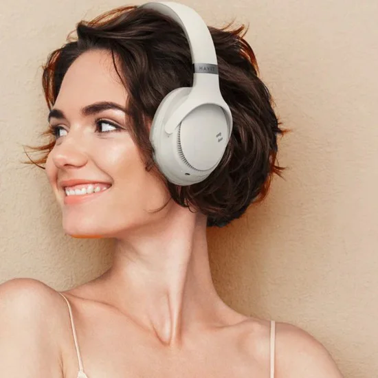 Havit - Безжични слушалки (H630BT) - Bluetooth 5.3, Сгъваеми, Преносими, TF карта, FM режим, AUX, Type-C, 500mAh - Черни