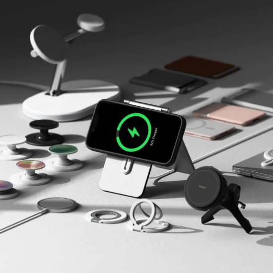 Ringke - Силиконов магнитен MagSafe - iPhone 16e - черен