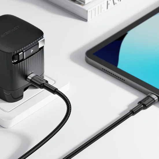 Кабел за данни / зареждане – Acefast C22-03 – Type-C към Type-C, Fast Charge, 60W, 3A, оплетка Nylon, 1.2m – Черен