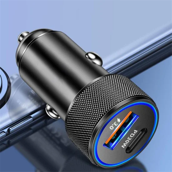 Techsuit - Премиум зарядно за кола VoltDuo (C2) - с LED светлина, USB QC 3.0, Type-C PD30W, 5V/3A, ABS, Метал - Черен