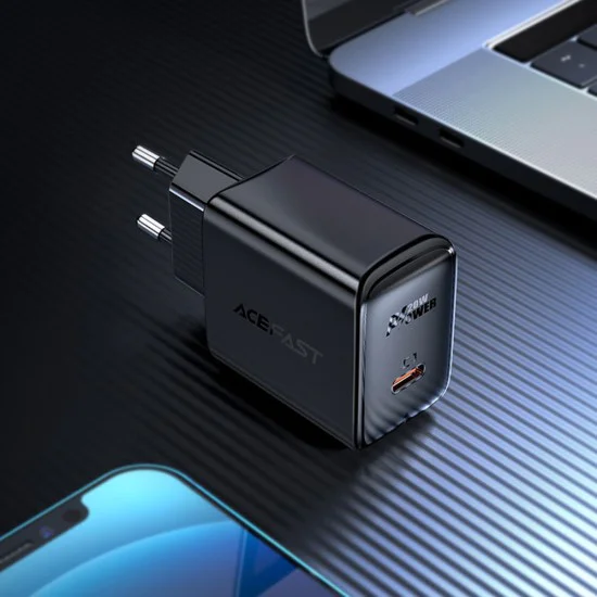 Acefast - Зарядно за стена (A1) - Бързо зареждане, Type-C, PD20W, QC 3.0, 5V/2.4A, Smart Chip, V0 противопожарна защита - Черно