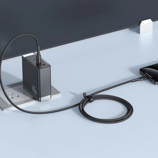 Кабел за данни – Mcdodo (CA-5641) – Type-C → Type-C, найлон оплетка, алуминий, PD60W, 1m – Черен