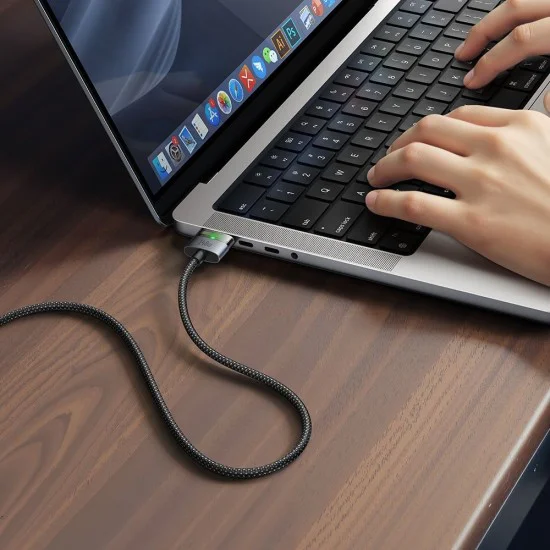 Магнитен кабел – Mcdodo (CA-2070) – USB-C → MagSafe 3, 140W, LED, 2m – Черен