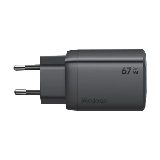 Стенен адаптер Gana Mini Series – Mcdodo (CH-0970) – 2× USB-C, 1× USB-A, 67W, GaN технология – Черен