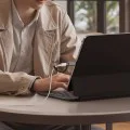 Адаптер Pigeon Series (OT-0180) със силиконова каишка - Mcdodo - Lightning към USB-C, 60W, LED дисплей - Черно