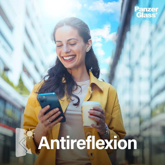 PanzerGlass® - Ултраширок протектор за екран за поверителност с EasyAligner - iPhone 16 Plus / iPhone 15 Plus - Черен
