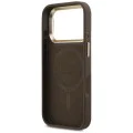 Калъф за iPhone 17 Pro – с MagSafe – Guess (GUHMP17LPCS4GPTW) Hardcase 4G Triangle Logo с поставка за камера – Кафяв