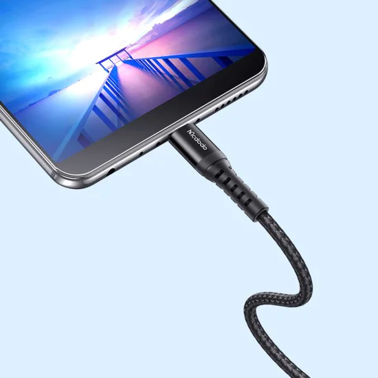 Кабел за данни – Mcdodo (CA-2281) – USB → Micro-USB, найлон оплетка, алуминий, QC4.0/3.0, 1m – Черен