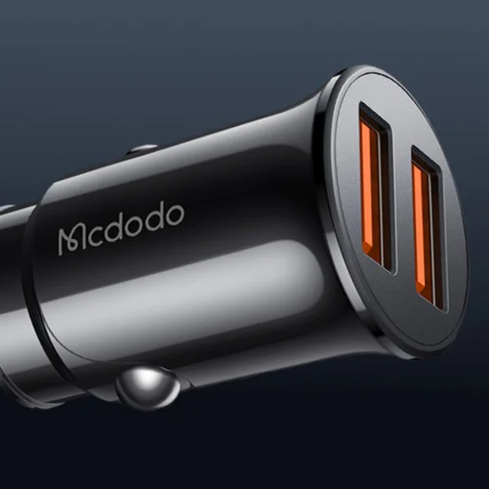 Зарядно за автомобил – Mcdodo (CC-6602) – двоен порт, 12W, огнеупорен корпус – Черен