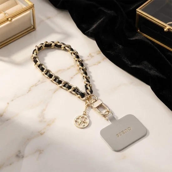 Ремък за ръка Guess Hand Strap Saffiano 4G Charm - Универсален, Saffiano еко кожа - Черен