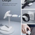Зарядна станция MagSafe Apple с преносимо зарядно за часовник - ESR HaloLock - бяло