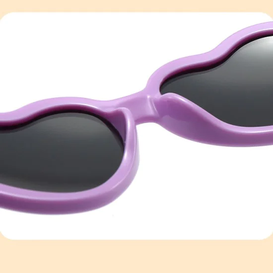 Детски слънчеви очила Techsuit Kids Polarized Sunglasses (23070) - сърцевидни, поляризирани - Черен / Червен