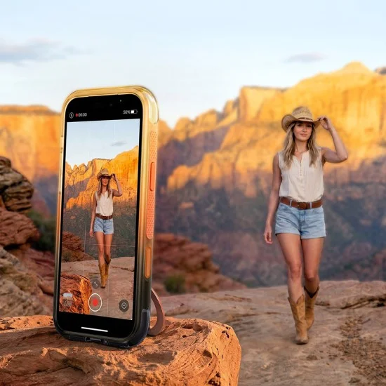 Калъф Torras - Ostand O3 Air Gradient - iPhone 18 Pro Max / iPhone 17 Pro Max - Arizona Glow