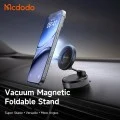 Магнитна стойка за кола Mcdodo (CM-8540) - за табло, с вакуумно захващане, сгъваем дизайн - Черна