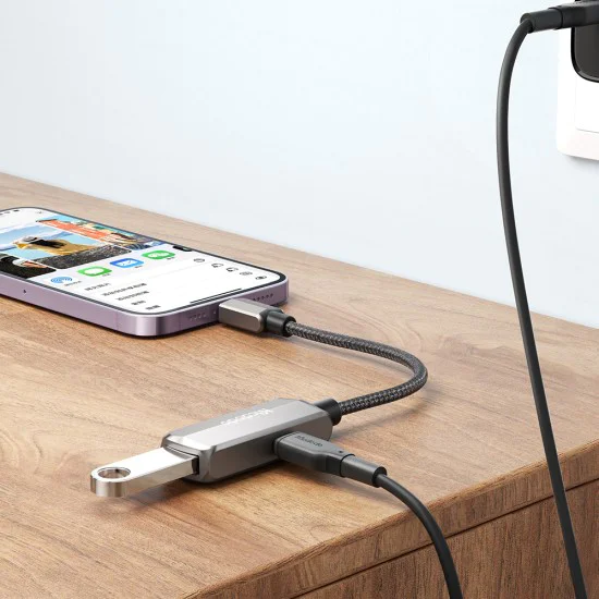 OTG адаптер (CA-2690) - Mcdodo - Lightning към USB + Lightning порт за зареждане, 2.4A - Тъмносиво