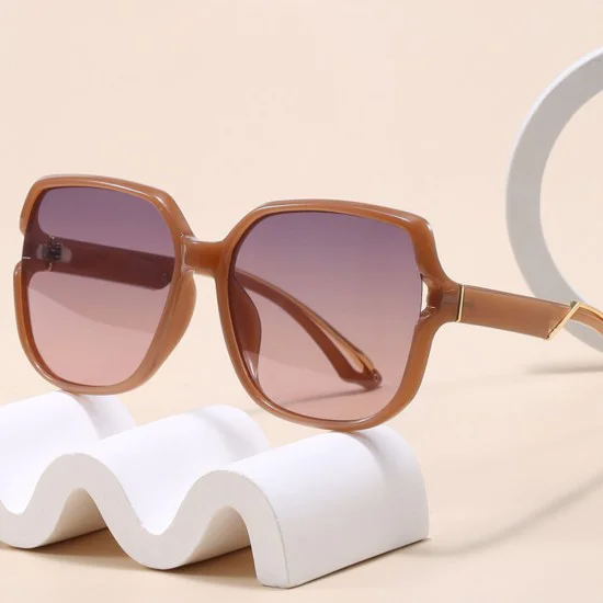 Слънчеви очила Techsuit Polarized Sunglasses (5228) - дамски, поляризирани, UV400 - Черен / Златист