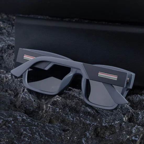 Слънчеви очила Techsuit Polarized Sunglasses (8491) - мъжки, поляризирани, квадратна рамка - Мат Черен / Сив
