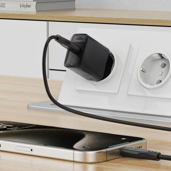 Стенно зарядно устройство A104 – Acefast, USB-C, PD25W, GaN технология, съвместимост с бързо зареждане – черно