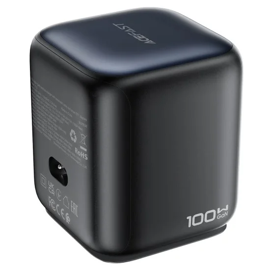 Зарядна станция Acefast (Z10) - 3x Type-C, USB, GaN PD100W, прибиращ се USB-C кабел, интелигентен TFT цветен дисплей - Черна