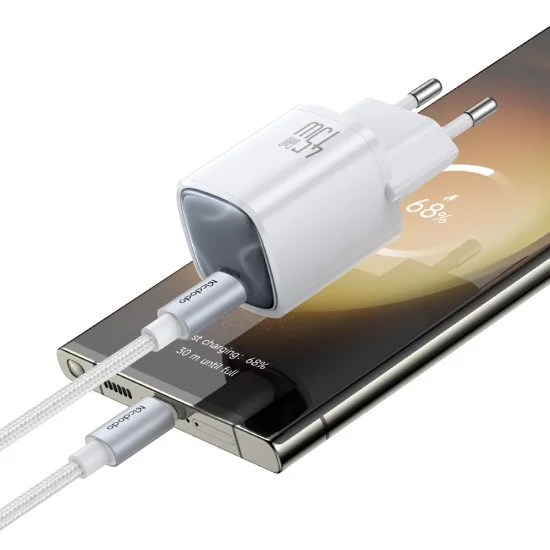 Зарядно устройство за мрежа Mcdodo Wall Charger Nano Series (CH-4432) - с включен Type-C кабел, 45W, USB-C порт, 1.2m - Бял